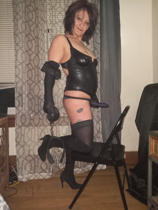 Iranian Princess شاهزاده خانم ایرانی’s pics and videos