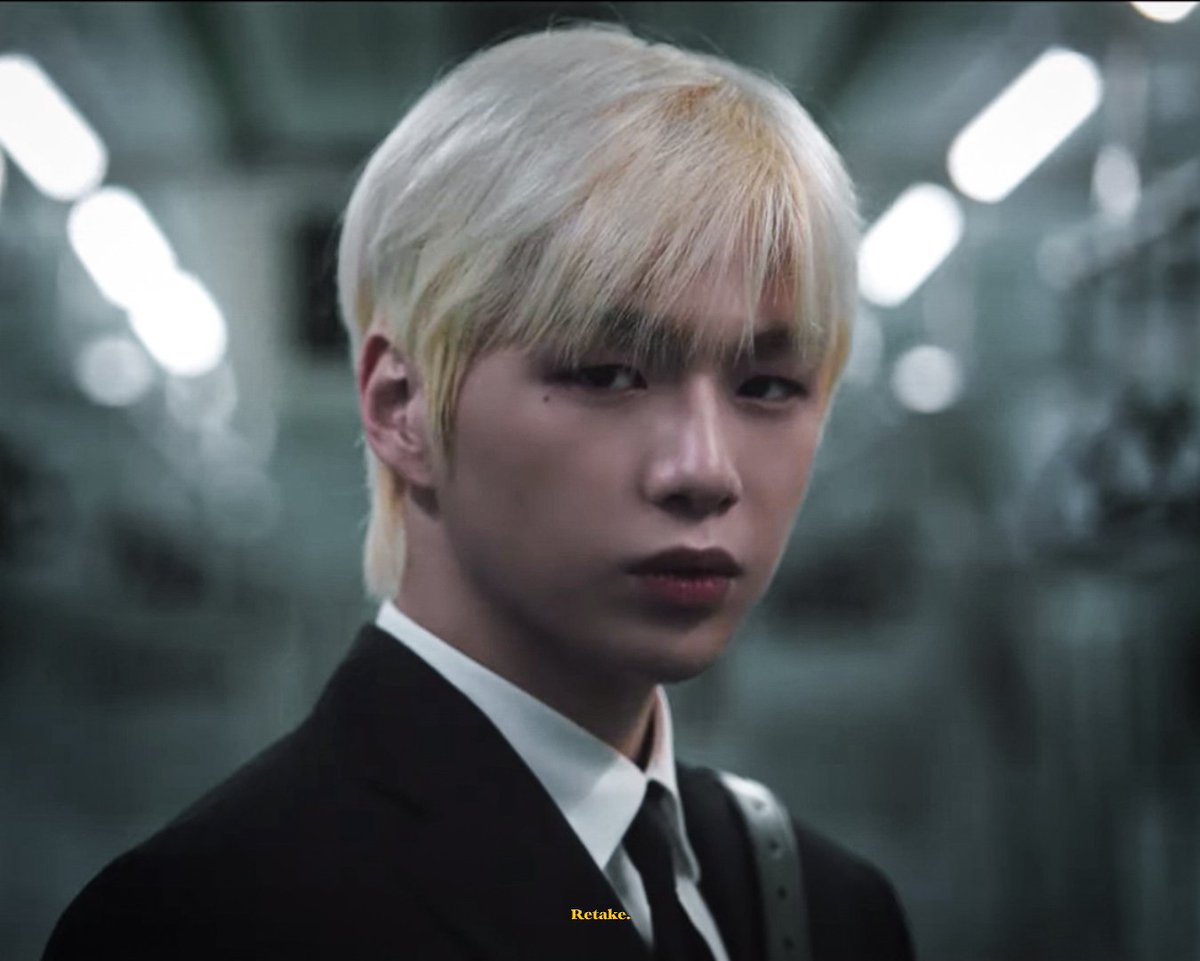 1210Retake's tweet photo. 𝐏𝐚𝐫𝐚𝐝𝐞 𝐓𝐫𝐚𝐜𝐤 𝐕𝐢𝐝𝐞𝐨

#강다니엘 #KANGDANIEL #TheStory https://t.co/A1Uqto1qj0