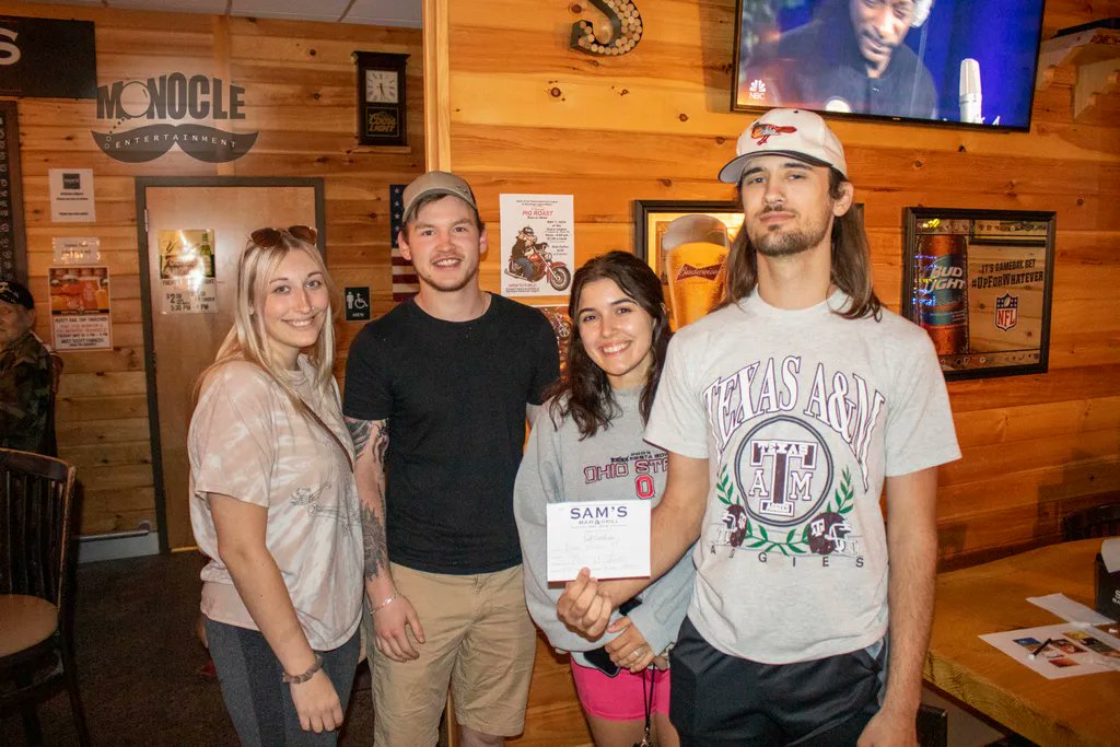 MonocleEnt's tweet photo. I'm back at Sam's Bar &amp; Grill for another game of Trivia Kings, Yuengs &amp; Wings tonight at 7! Last week, "Wet Dreams" took 1st, "Busch Latte" took 2nd, and "Alfredo's Pizza" took 3rd, winning them all gift certificates! #monocletrivia https://t.co/DXcfZzR5TO