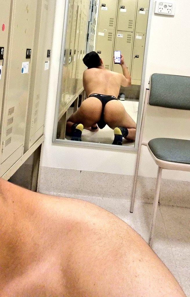 SydneySubBottom's tweet photo. @Aussiemenexhib1 Western Sydney bottom 😈😈😈 https://t.co/sQIetI8tc1
