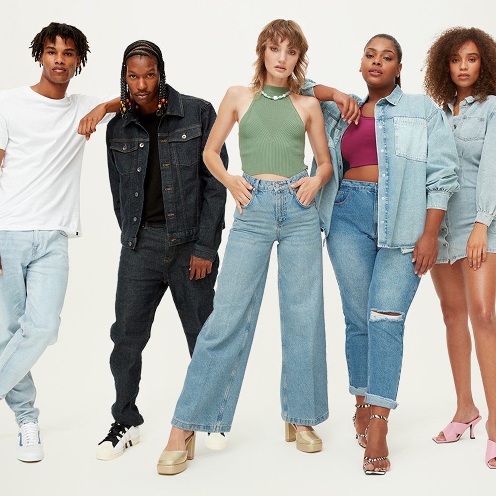 GLAMOUR_sa's tweet photo. .@superbalist has just launched advanced technology to help you find the perfect fit. Read all about it at the link below: https://t.co/roqjgznLQ0
#superbalist #fitfinder https://t.co/jzCaIdeOZo
