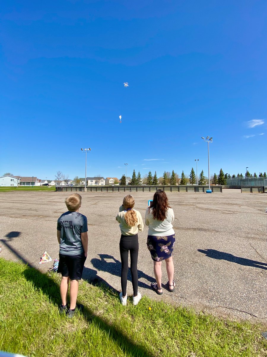 SchoolBennett's tweet photo. Drone egg drop with Mrs. Warner https://t.co/LheWLHlK0x