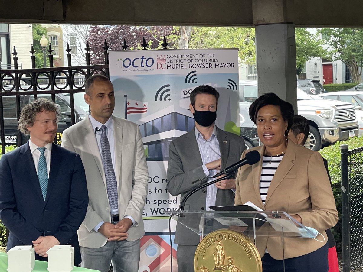 SamFord7News's tweet photo. Mayor Bowser launched InfraStructure Week announcing free Wi-Fi for Potomac Gardens public housing on Capitol Hill. Program starts today to provide free internet to the poor. https://t.co/VfLpf3iFHr
