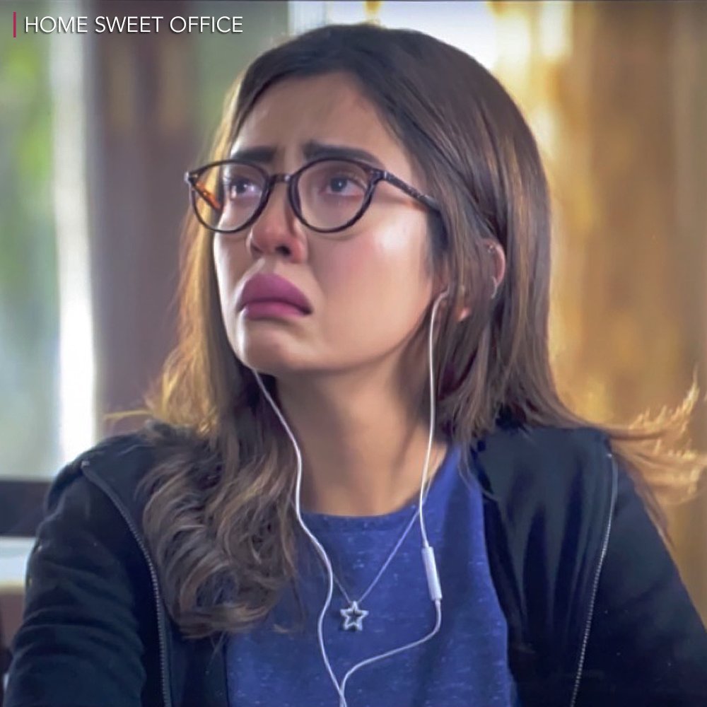 DiceMediaIndia's tweet photo. When the Dice fam realised abhi sirf Monday khatam hua hai 😶
#DiceMedia #Sadfilter #MondayMood https://t.co/rbwzn4WO36