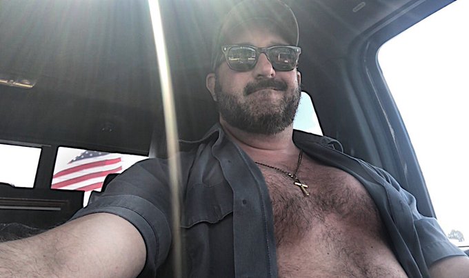 WHO WANTS MY DNA? https://t.co/JwO720kJFj