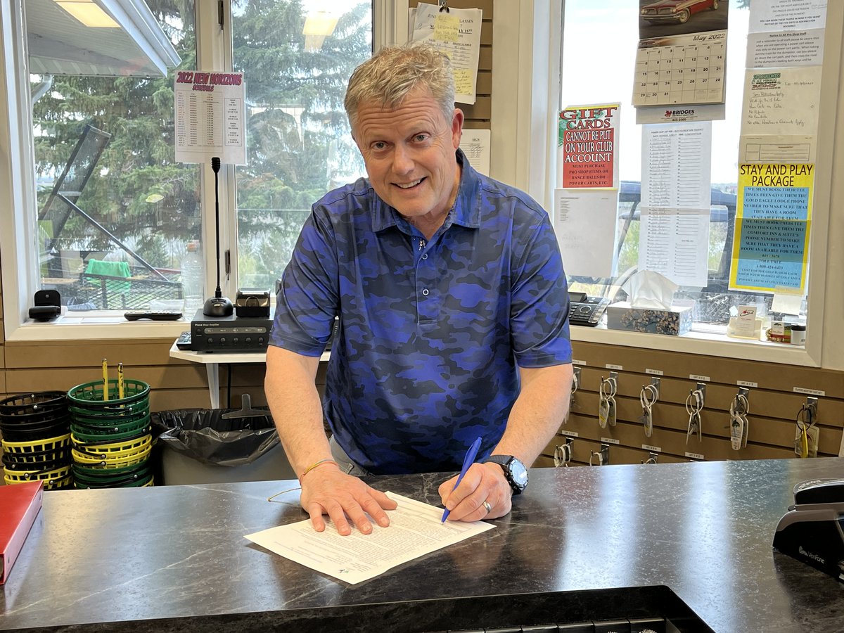 GolfSK's tweet photo. We had a great day visiting North Battleford Golf and Country Club on Thursday.

And yes, we know it's early but we are happy to announce the 2023 Saskatchewan Amateur Championships are heading back to North Battleford!

Until then, put the N.B.G.C.C. on your must play list! https://t.co/lYcGzAckti