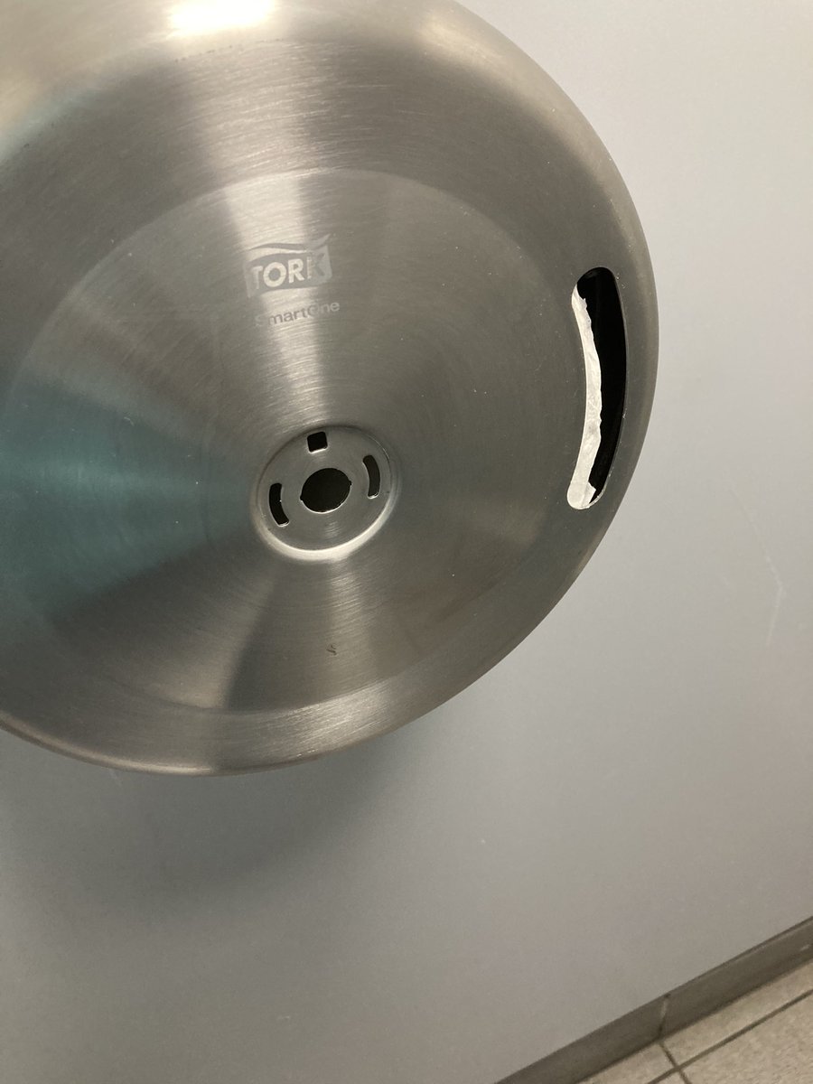DavidBaron59's tweet photo. @dobbies would like someone to speak to about restaurant toilet facility at Woodcote. Just had a potentially embarrassing situation. https://t.co/V6O9c0UXua