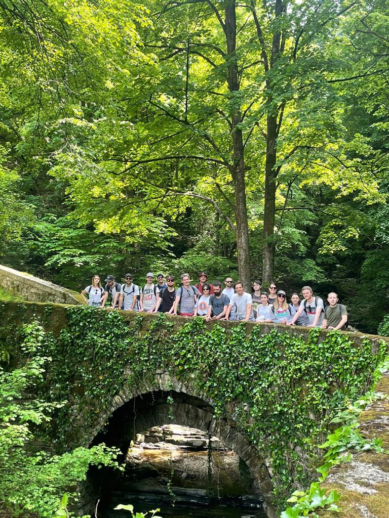 novaway's tweet photo. Quelques photos de notre #séminaire surprise en Italie ! Au programme : atelier de réflexion sur l'ADN de Novaway, escapades à Côme et à Milan. 

Merci à @le_skwi, Sarah et Lucas de Fancy Voyages  pour l'organisation de ce beau séminaire👋 
#teambuilding  #agenceweb https://t.co/PVslQmd2Gv