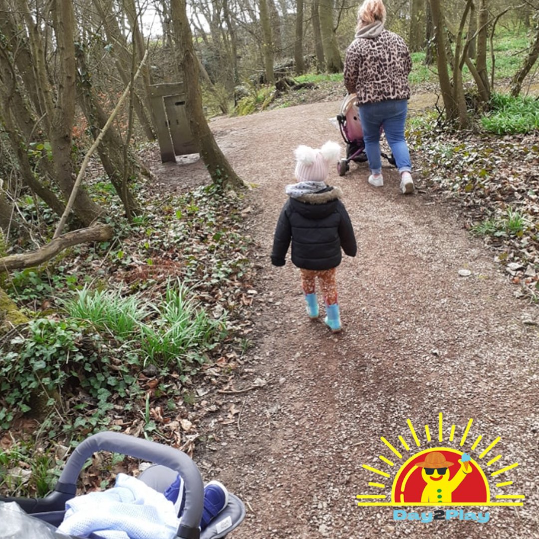 FifeGingerbread's tweet photo. For some families a simple #dayout is just not possible this summer. That's why our #Day2Play campaign is so important to us.
We recently took some of our families to the beautiful @CamboEstate.
To donate to the campaign: https://t.co/fOfJauKS56
#makememories #familytime https://t.co/SaA55Zh7wu