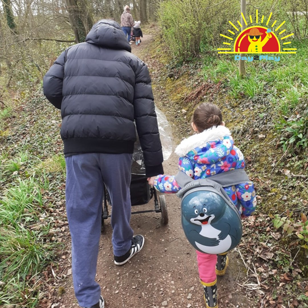 FifeGingerbread's tweet photo. For some families a simple #dayout is just not possible this summer. That's why our #Day2Play campaign is so important to us.
We recently took some of our families to the beautiful @CamboEstate.
To donate to the campaign: https://t.co/fOfJauKS56
#makememories #familytime https://t.co/SaA55Zh7wu