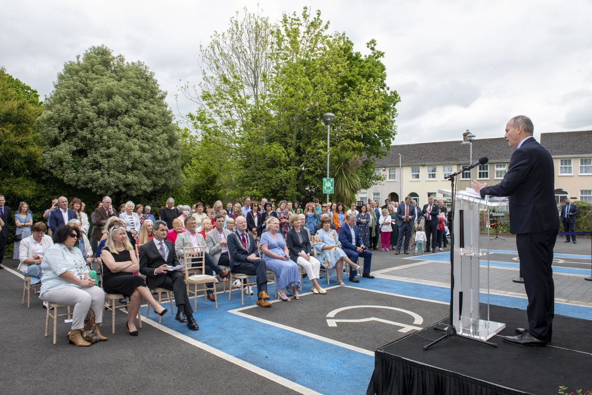 CorkARCcancer's tweet photo. An incredibly proud day @CorkARCcancer as we welcomed An Taoiseach @MichealMartinTD to officially open our new home on Sarsfield Road &amp; to celebrate 20 years of #CorkARC.

Sarsfield House will be a benchmark centre of excellence for the provision of non-clinical cancer support. https://t.co/psEQnqQHyb