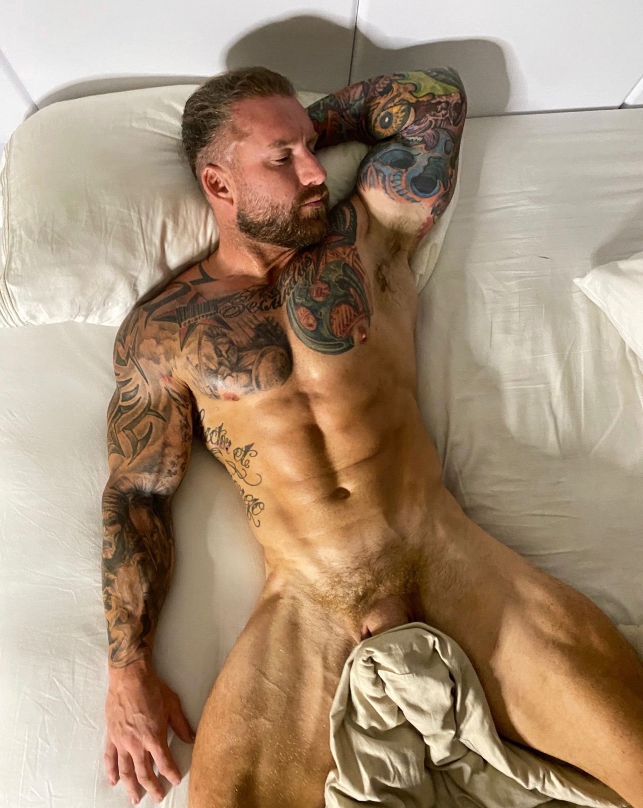 ❌ SENDING SOMETHING OUT TONIGHT THAT I HAVE NEVER DONE BEFORE ❌ Don’t miss out 😉 https://t.co/RTLH3XqLM9 https://t.co/6IYF9lLZ3p