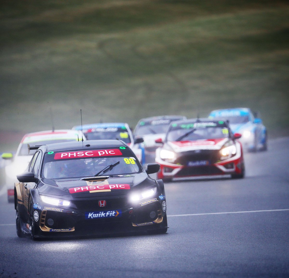 JadeEdwards9's tweet photo. Brands Hatch Indy ⬇️⬇️⬇️ https://t.co/Hh5DJswUar