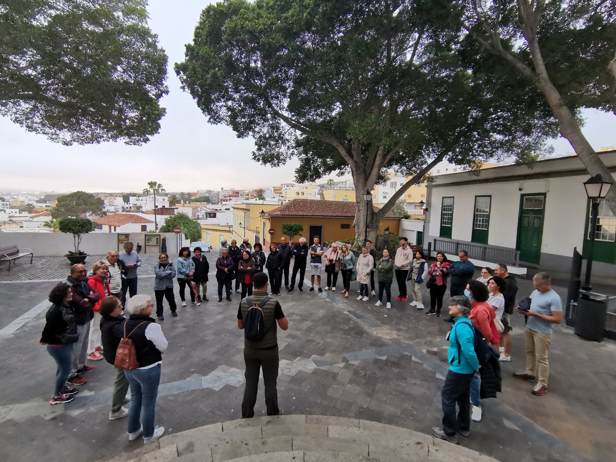 cit_sur's tweet photo. El sábado 14 de mayo tuvo lugar la Ruta Histórica San Miguel de Abona Bajo la luna llena, organizada por el CIT Sur con la colaboración del Área de Turismo del Ayuntamiento de San Miguel de Abona. 
Una visita llena de contrastes, sabiduría y peculiaridades. https://t.co/CvKNzKewAS