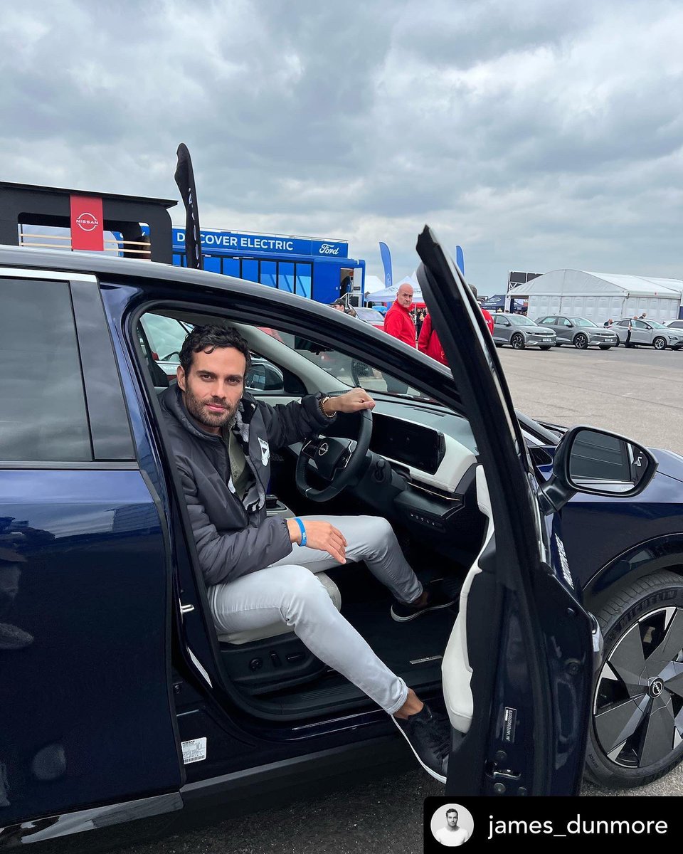 OnTheBoxTalent tweet media