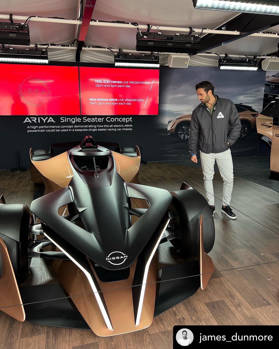 OnTheBoxTalent tweet media