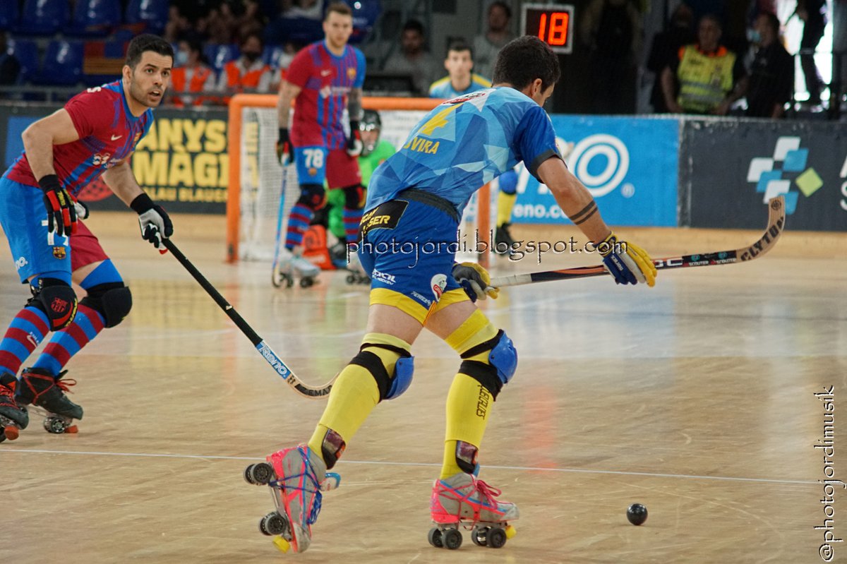 Photojordimusik's tweet photo. Fotos @FCBhoquei – @chcaldes quarts de final play off #oklliga i celebració 50 anys #PalauBlaugrana #hoqueipatins #hoquei #hockey #hockeypatines #rinkhockey #ParlemOKLiga #FCBhoquei #fcb #Barça #Barcelona #ForçaBarça #okliga #okcat #SomHiCaldes #chcaldes https://t.co/LlKRKQcsCw https://t.co/Gb307JHpQQ