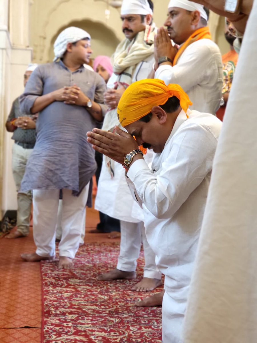 mpsangamlal's tweet photo. पंजाब गुरुद्वारा फतेहगढ़ साहिब जी के दर्शन करने का सौभाग्य प्राप्त हुआ 
@BJP4India @BJP4UP @BJP4Punjab https://t.co/OpRRDmnhhS