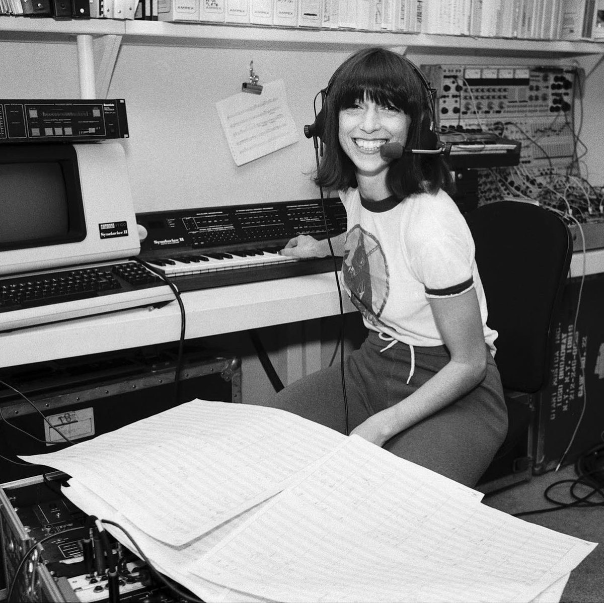 Sonorasmusic's tweet photo. 🎚 @sevwave en #SONORASIV 🎚
Suzanne Ciani es una compositora, pianista y productora musical cinco veces nominada al premio Grammy. Es pionera de la música electrónica que ha lanzado más de 20 álbumes en solitario.
✨ Va a ser un placer enorme tenerla en @centredelcarme https://t.co/HK0pU8sqf6