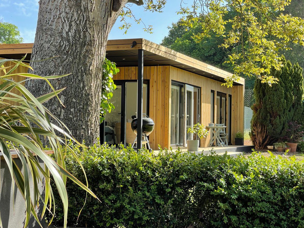 It’s National Love a Tree Day! 🌳

If you want to love a tree today, you too can help reverse climate change by planting a tree at tree-nation.com

#loveatreeday #plantingtrees #treenation #nationalloveatreeday #gardenrooms #climatechange #gardenoffices #gardenstudio