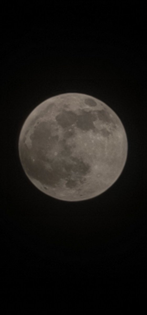 DoriDataBae's tweet photo. Oh Glorious Full Blood Moon,
You Are Magic To My Soul And Light For My Senses.
"And like the moon we must go through phases of emptiness to feel full again." 💜
#fullmoon #BloodMoon
#SamsungNote20 https://t.co/GGVgOjuoHv