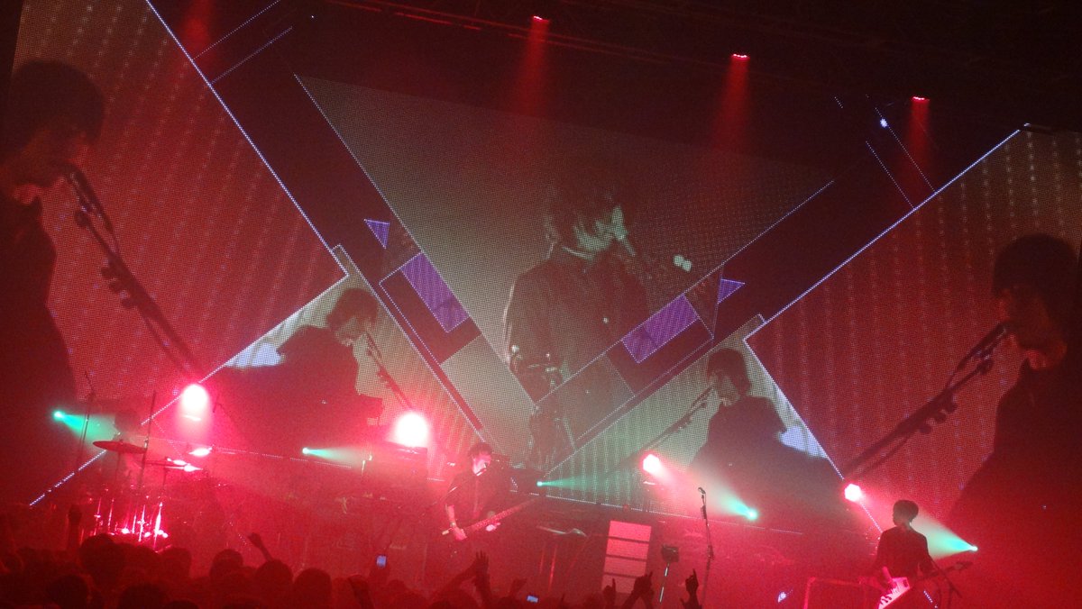 cerizay_pkg's tweet photo. ブンサテラストライブの時に撮影した写真データが出てきたので皆さんに共有します!良く撮れたものだけピックアップしても良かったのですが、勿体無い気もしたので、リンク先に撮影写真全て上げました!
https://t.co/PRHGNfHaJh
#BOOMBOOMSATELLITES
#THESPELLBOUND
#新木場コースト
#THEFINALSESSION https://t.co/rdbvklEPMh