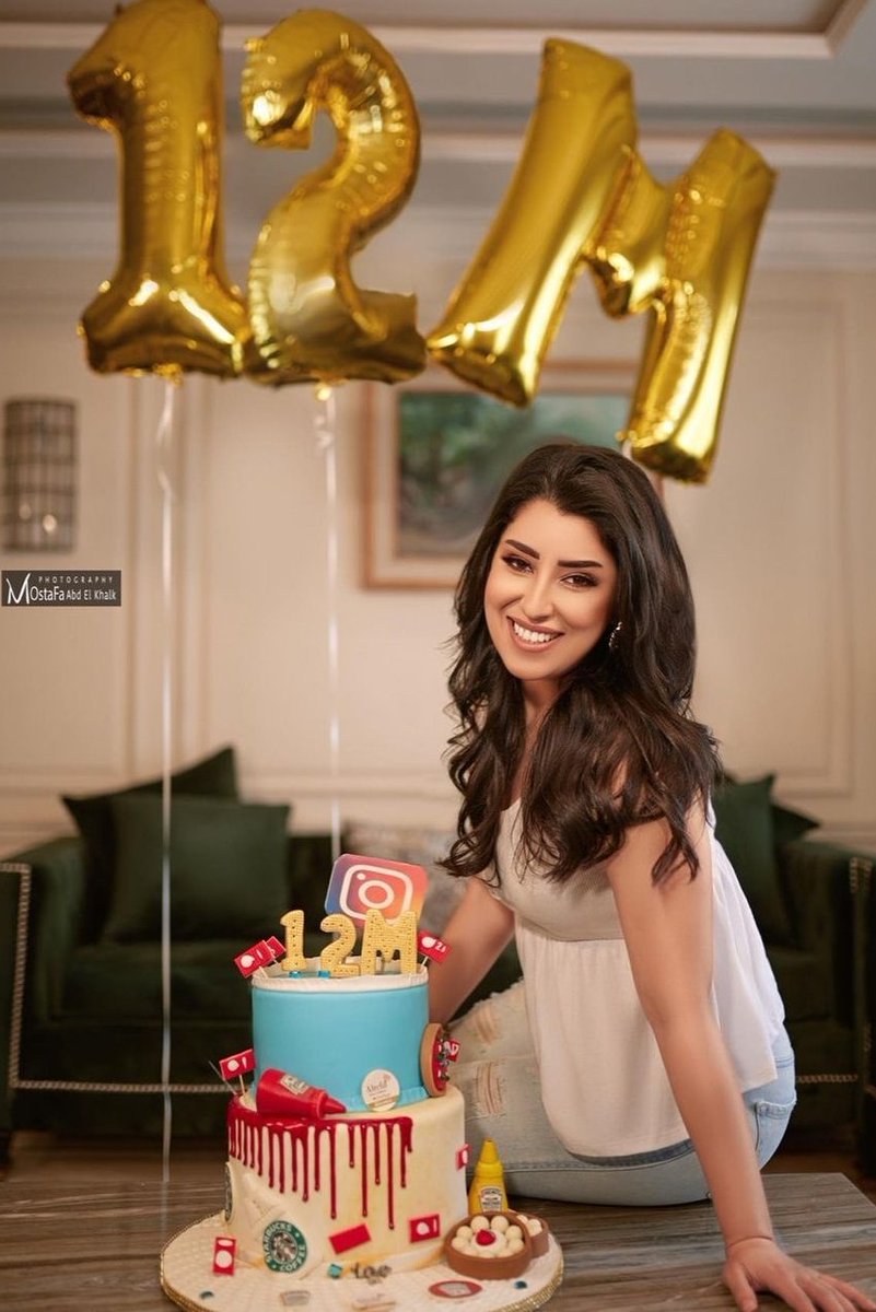 magicceleb's tweet photo. الفنانة #ايتن_عامر تحتفل بوصول حسابها على أنستغرام إلى 12 مليون متابع 🎉❤ معلقة: "شكرا على الكلمة الحلوة وكل لحظة تشجيع"
@AYTENAMER https://t.co/U1BkN7rvit