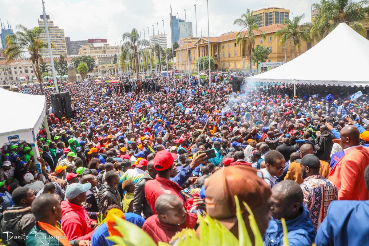 History is calling us to close the gender gap. As Azimio we have today taken a key step towards that end.

#RailasRunningMate #Inawezekana