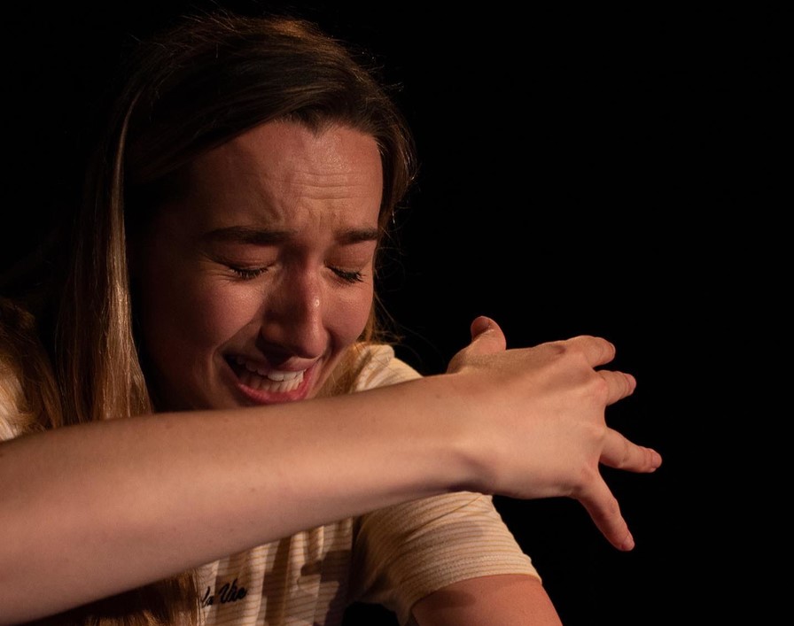 Review: BANTER JAR by Hannah Baker at <a href="/LandUTheatre/">Lion & Unicorn Theatre</a>  10 - 14 May 2022  <a href="/bakerr_hannah/">Hannah Baker</a> 

‘A relatable, moving and heart-warming experience’ ★★★★  londonpubtheatres.com/review-banter-…