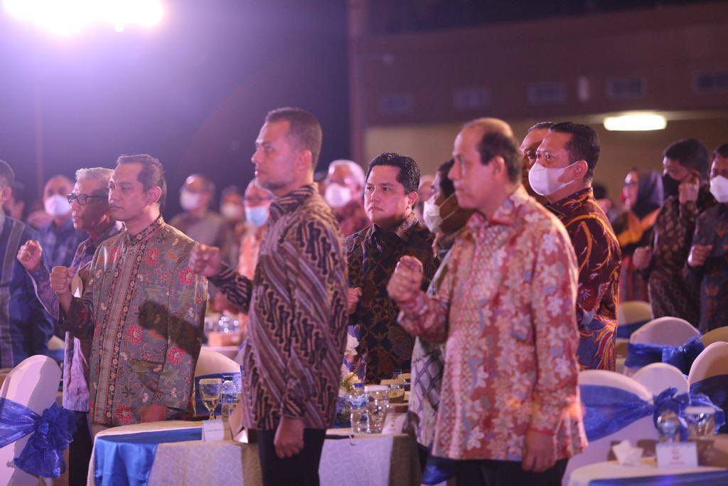 erickthohir's tweet image. Selamat Milad ke-22 untuk ESQ Leadership Center. ESQ adalah wadah pembangunan karakter yg memajukan SDM Indonesia. Kami di BUMN menyadari pentingnya EQ &amp;amp; SQ. Karena itu, AKHLAK menjadi identitas dan backbone transformasi BUMN.