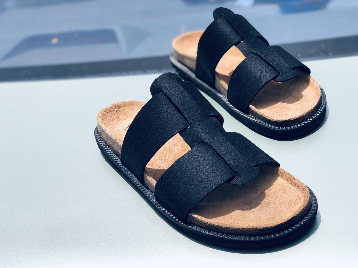 Khalifa_H_AYA's tweet photo. Please Retweet my hustle 🙏
Footwear’s at affordable price 
#7,500
Location:kaduna
Delivery nationwide 
Contact:08087006960 https://t.co/vUSqMhyw4r