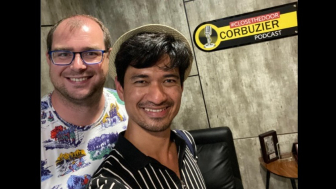 Ragil Minta Bayaran Rp100 Juta, Aldi Taher Ajak Netizen Patungan dlvr.it/SQSHxt