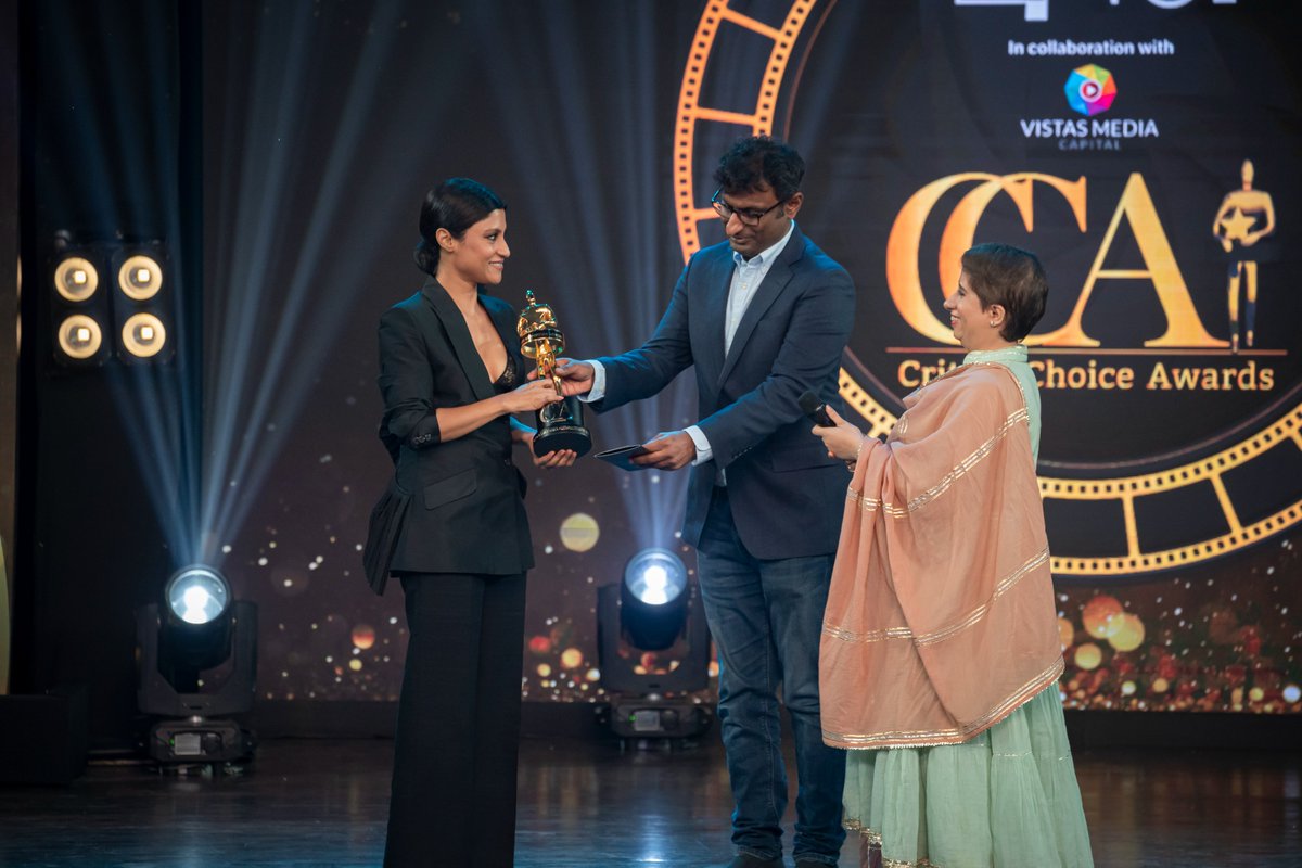 theFCGofficial's tweet photo. Konkona Sensharma bags two trophies at the #CriticsChoiceAwards - Best Actress, #AjeebDaastaans (#GeeliPucchi) and Best Supporting Actress, #MumbaiDiaries. Congratulations @konkonas for the terrific performances! #shortfilms #indiancinema #filmcritics #webseries #features https://t.co/QG6i4w8Fn1