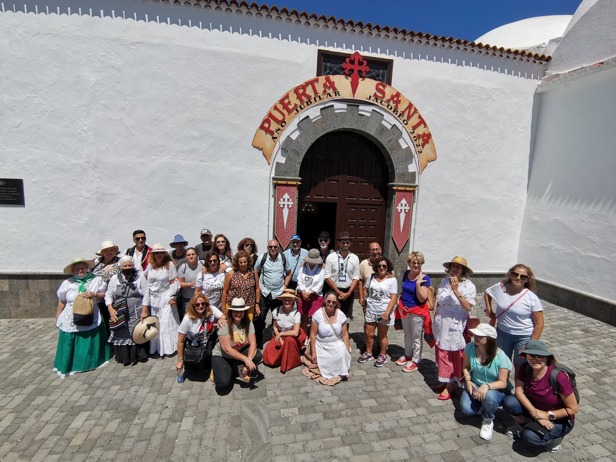 cit_sur's tweet photo. Ayer, 15 de mayo, fecha señalada para el Municipio de Santiago del Teide y, en concreto, para Arguayo, el CIT Sur en colaboración con el Área de Turismo del Ayuntamiento de Santiago del Teide, tuvo la oportunidad de ofrecer la Ruta a la Puerta Santa y Romería de Arguayo. https://t.co/Re53wf68m2