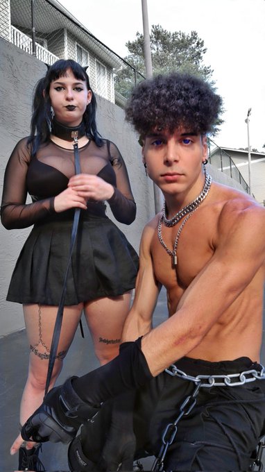 https://t.co/SOZyuxMsTJ<a href="/tag/fashion"class="tags"><span>#fashion</span></a><a href="/tag/goth"class="tags"><span>#goth</span></a><a href="/tag/cyberpunk2077"class="tags"><span>#cyberpunk2077</span></a>