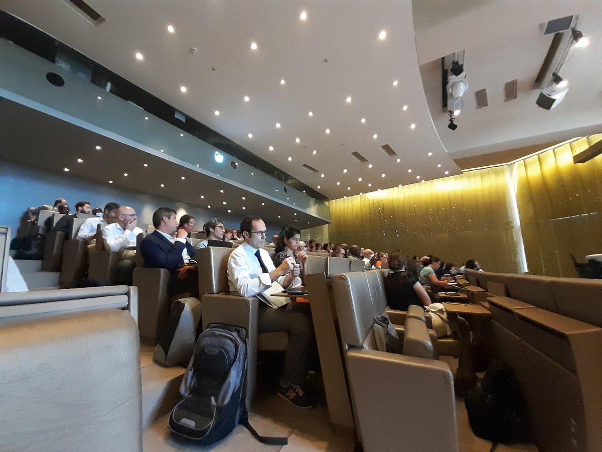 cec_tag's tweet photo. Restitution de la concertation de #DRIHL avec les acteurs de l'hébergement sur l'évolution de l'offre, sa qualité, l'accompagnement. Les voies sont tracées vers rééquilibrage, décloisonnement et vision de long terme. Ni voie de garage ou sans issue, mais voie d'avenir @ARS_IDF https://t.co/dQBOr80vBH