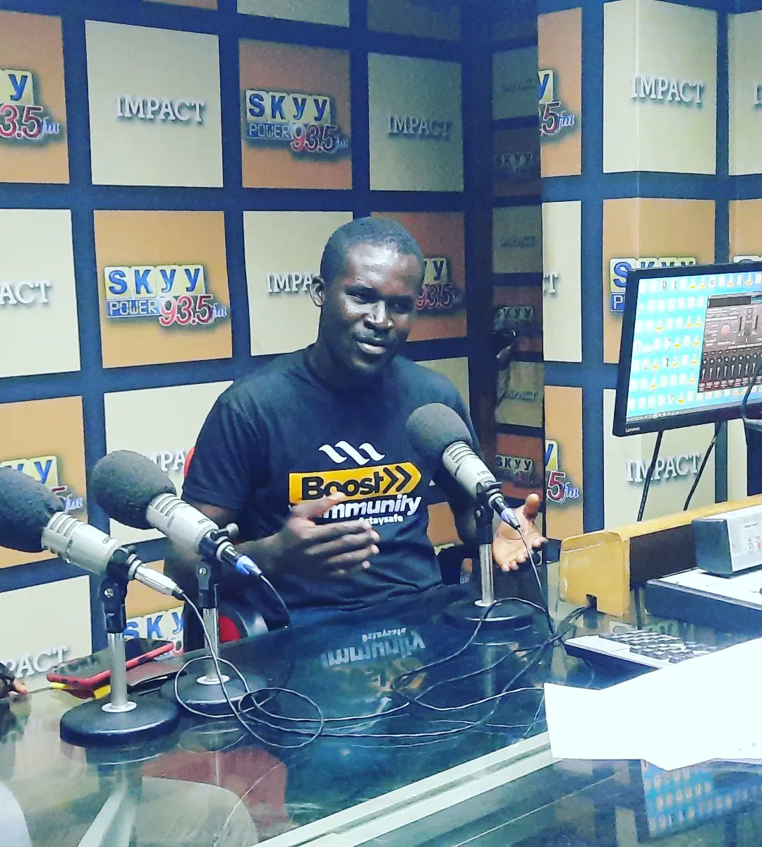 phresh_melchi's tweet photo. Thanks to the President of the Ghana Chamber of Young Entrepreneurs @gcye  @richardeaddison , Mr Richard Addison ( CEO of @kentfarms_gh
For allowing me step in for Him on The Skyy Power FM Entreprenuership Session https://t.co/ag5j6WfCQI 
#UnstoppableLegend💪
#LegendsHub🏢 
#GCYE https://t.co/YD0Ni1sbVY