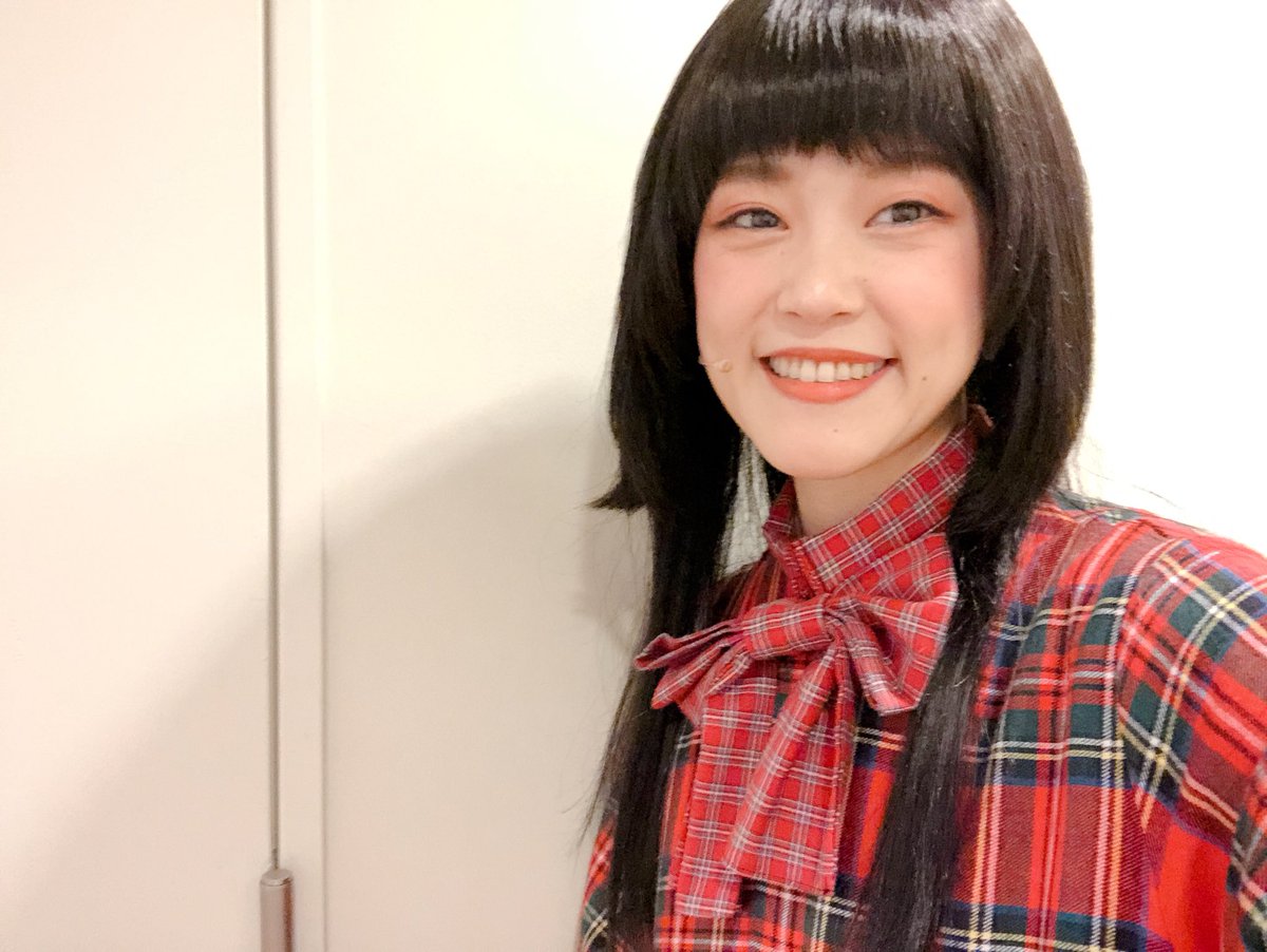 riekitagawa's tweet photo. 「さらさらさらさら」
の曲の時の、女性客。
27年前のザ・パーラーのお客さん。
名前は、りえ、でした☕️💇🏻‍♀️

#TheParlor https://t.co/ZoyynREcXy
