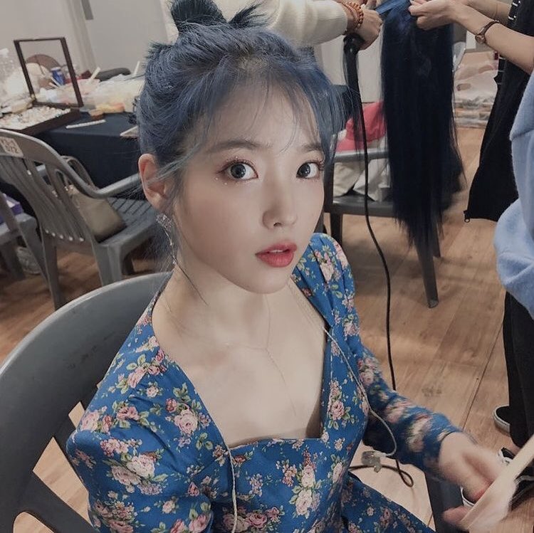 beachdayo's tweet photo. 💖大好きな私のお姫様💖
IU 생일축하합니다🎂🥂✨✨
#IU
#이지은
 #IU_SpringOf30
#IUDAY https://t.co/Ph4nx54ozh