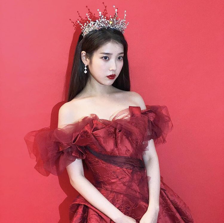 beachdayo's tweet photo. 💖大好きな私のお姫様💖
IU 생일축하합니다🎂🥂✨✨
#IU
#이지은
 #IU_SpringOf30
#IUDAY https://t.co/Ph4nx54ozh