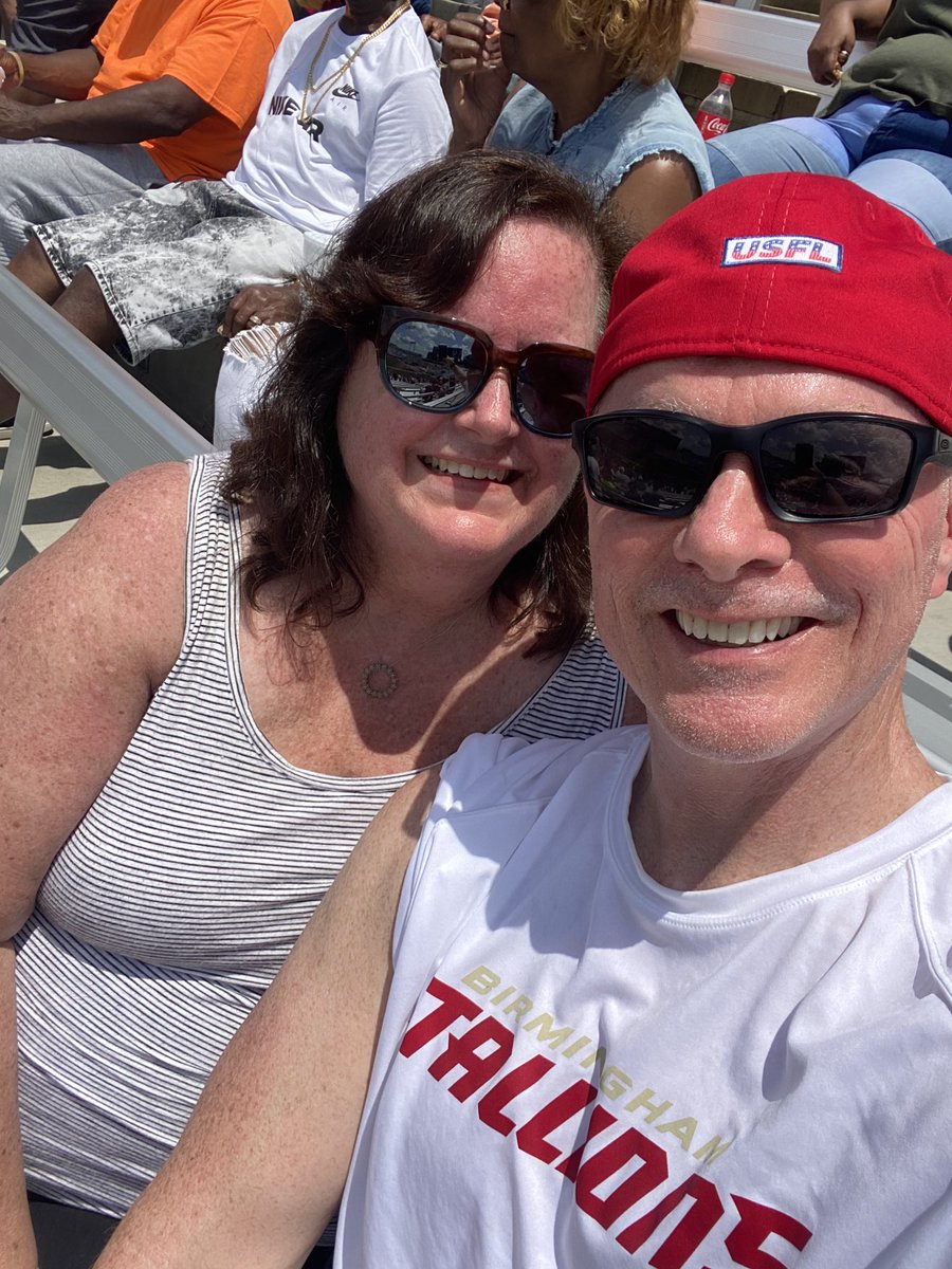 BashBaseball's tweet photo. Taking in the @USFL 🏈 Sunday morning game @USFLStallions v @USFLStars at  @ProtectiveStdm with wifey❤️! #GiddyUp 🐎 #USFL 🏈 #SundayFunday https://t.co/h6aumUuc2K