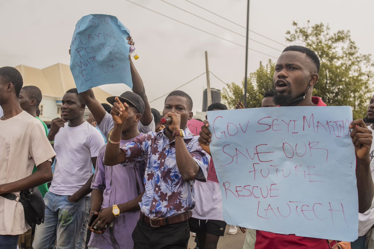 LAUTECHSUG_'s tweet photo. #EndASUUStrikeNow #RescueLAUTECH @FeedbackOYSG @oyostategovt #SAVELAUTECHNOW https://t.co/yOs0ntxgwc