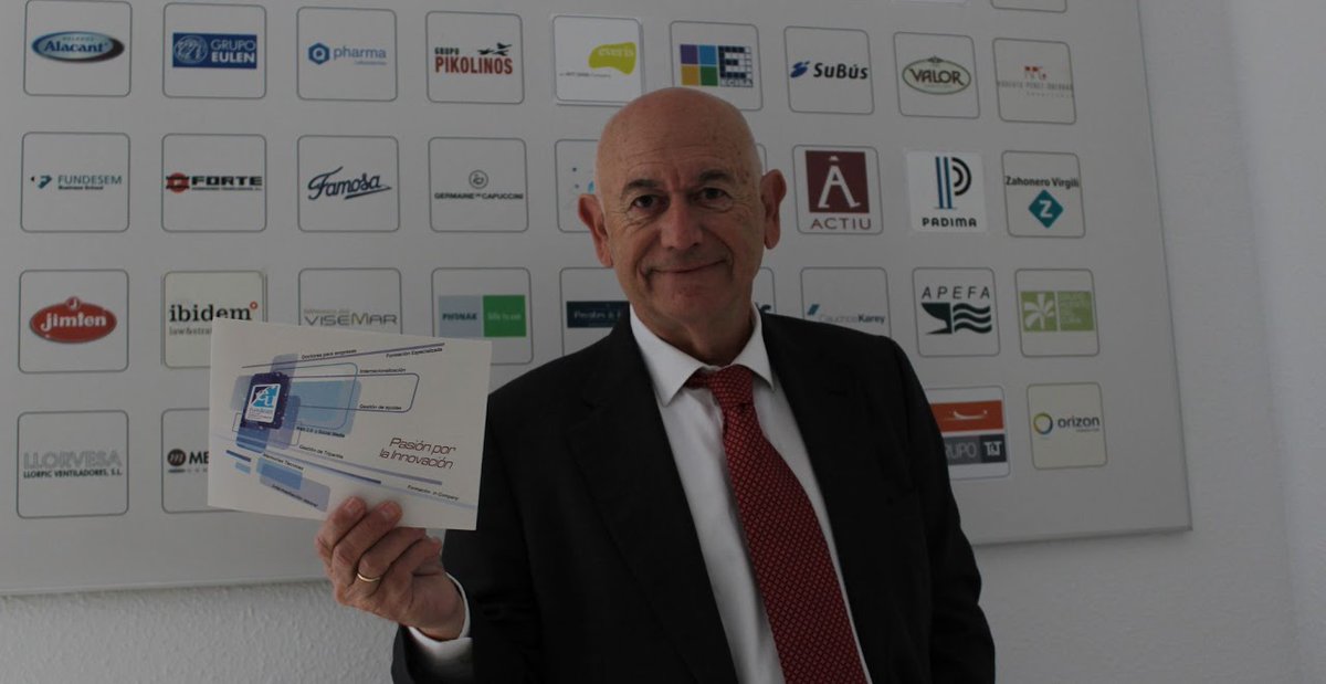 fundeun's tweet photo. «Las empresas deben entender cómo la tecnología #Blockchain les aporta seguridad en un entorno cada vez más digital".
Entrevista a nuestro presidente, Antonio Fernández, sobre la Cooperativa #BlockchainFUE.
https://t.co/DShr4ddHil https://t.co/pVx0y3J7Nn