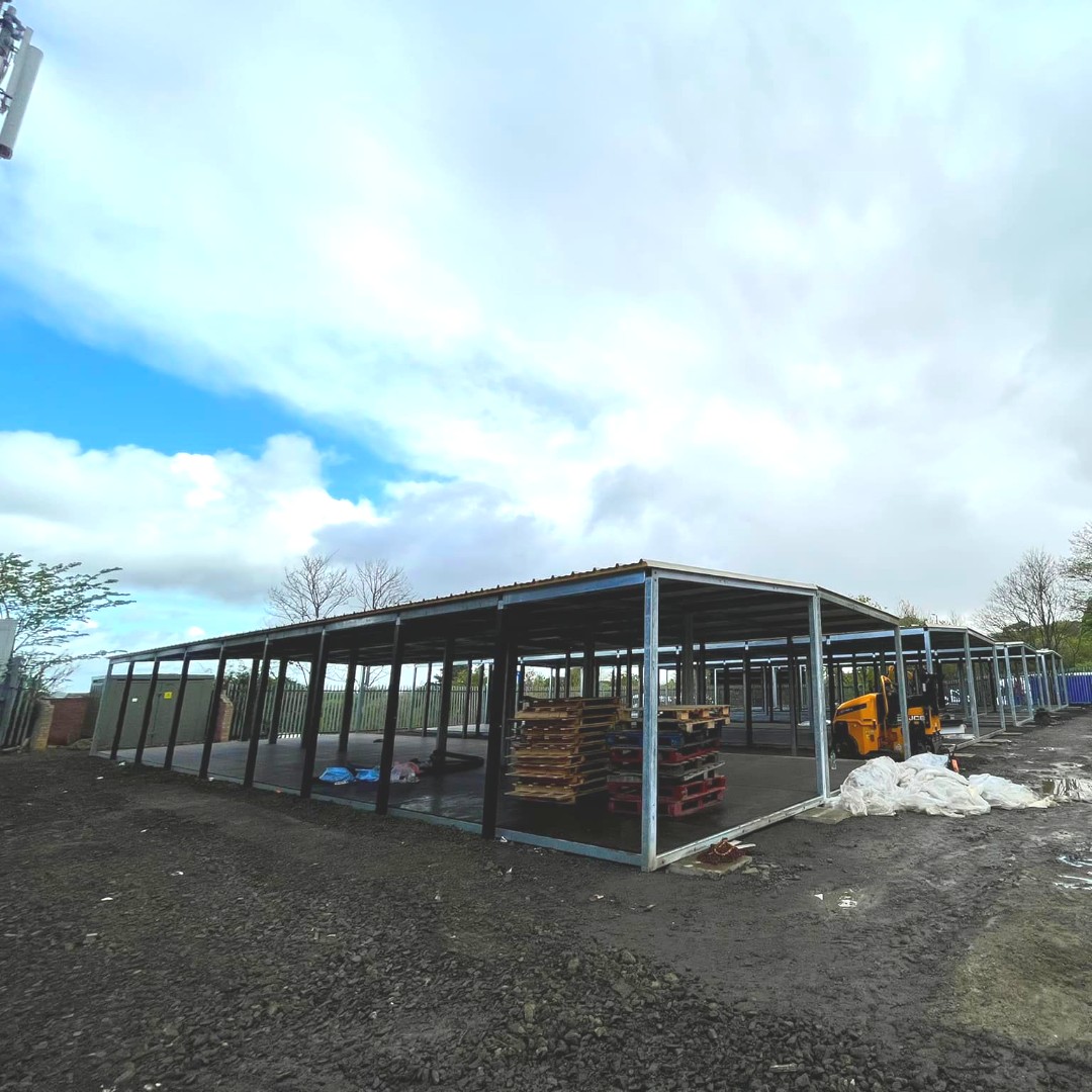 New developments at #Newbridge this week and we're getting close to the end now!

Our latest phase  (7000 sqft of of drive-up #selfstorage units) will be opening in June - a perfect solution for storing over the summer... 🏖

#Edinburgh #tidyup #declutter