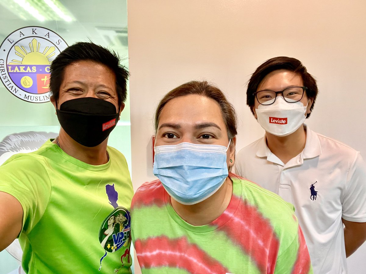 markleviste's tweet photo. Siya si Inday Sara, Bise Presidente 👊🤠💚 - with @roninLEVISTE #GoodVice https://t.co/VqIg33meP0
