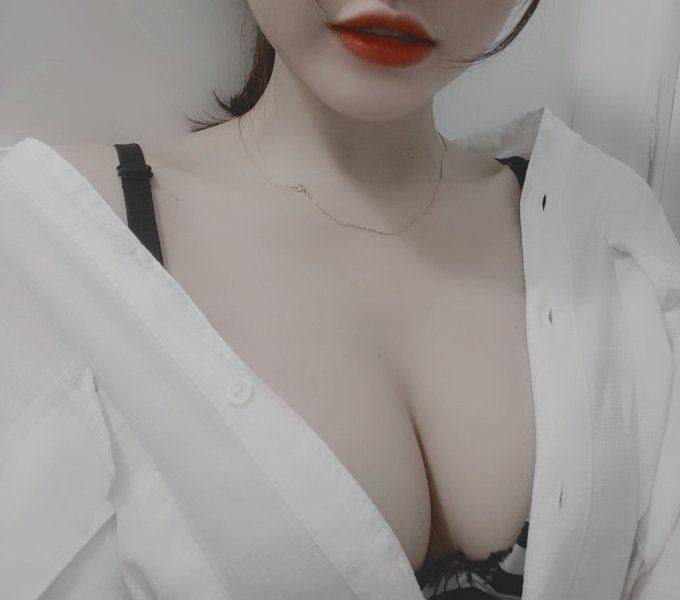 BonerSue's tweet photo. ó ai cf không e ở q2 nè https://t.co/phoWT7GPxt
