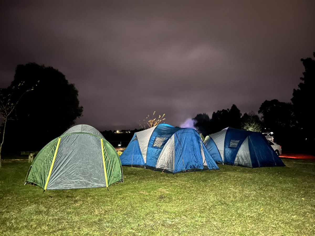 AmyaPlumpton's tweet photo. Last weekend our young members had the opportunity to go on a #camping trip to the beautiful #LakeWallace in #Wallerawang. In true #aussie spirit, activities included a BBQ, cricket and fishing! It was a great memorable experience. #AussieMuslims https://t.co/S04eYkfUs3