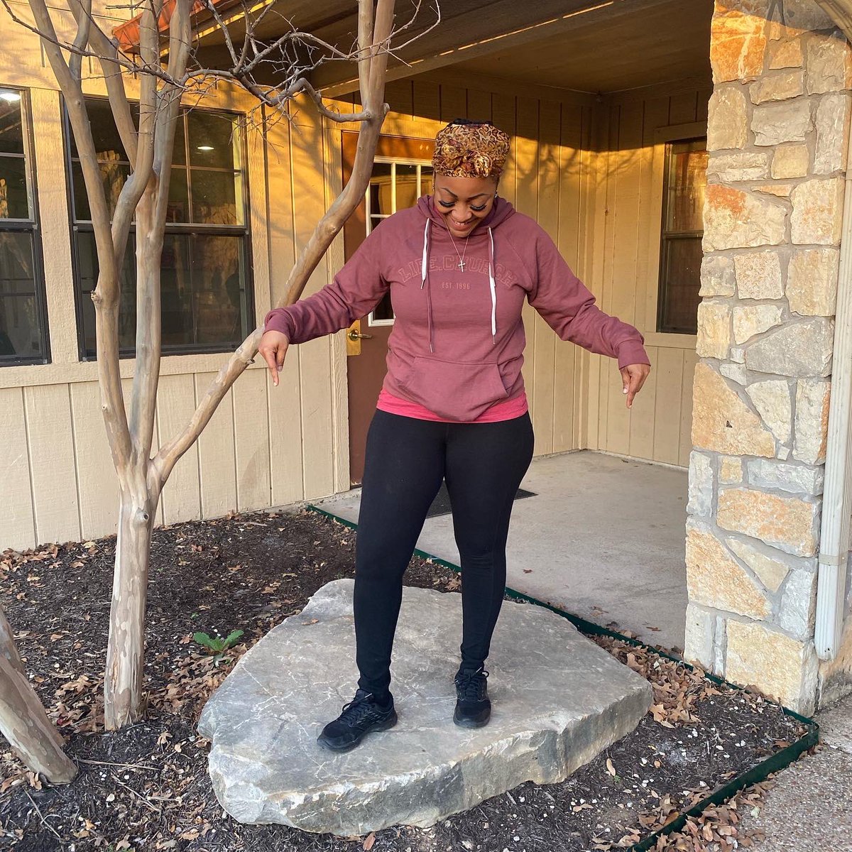 LifeCoachTar's tweet image. #WEATHERTHESTORM #CHRISTISOURSOLIDROCK # #LIFECOACH #MOTIVATION #MOTIVATIONALSPEAKER
#FEMALEMINISTER #COACHTAR #LIFECOACHINGTIPS  #ENCOURAGEMENT #WOMENEMPOWERMENT #HONEYGETYOULIFEBACK #LIVEINFREEDOMEVERYDAY
#LIFEWITHTARNEISHALLC