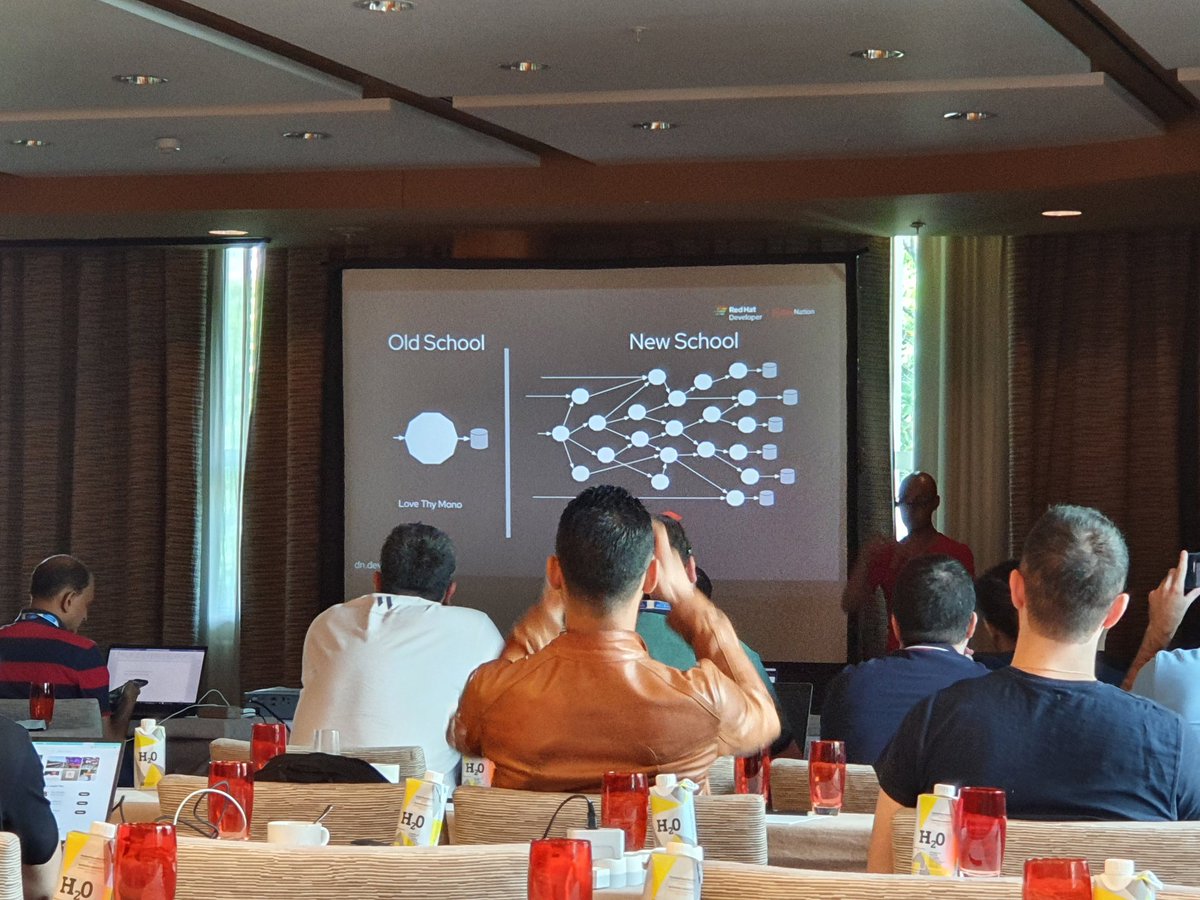 danielbryantuk's tweet photo. I always enjoy hearing @alexsotob talking about microservices and @IstioMesh
Here he's reminding us about the fallicies of distributed computing
#ServiceMeshDay https://t.co/Aumd4XVfDj