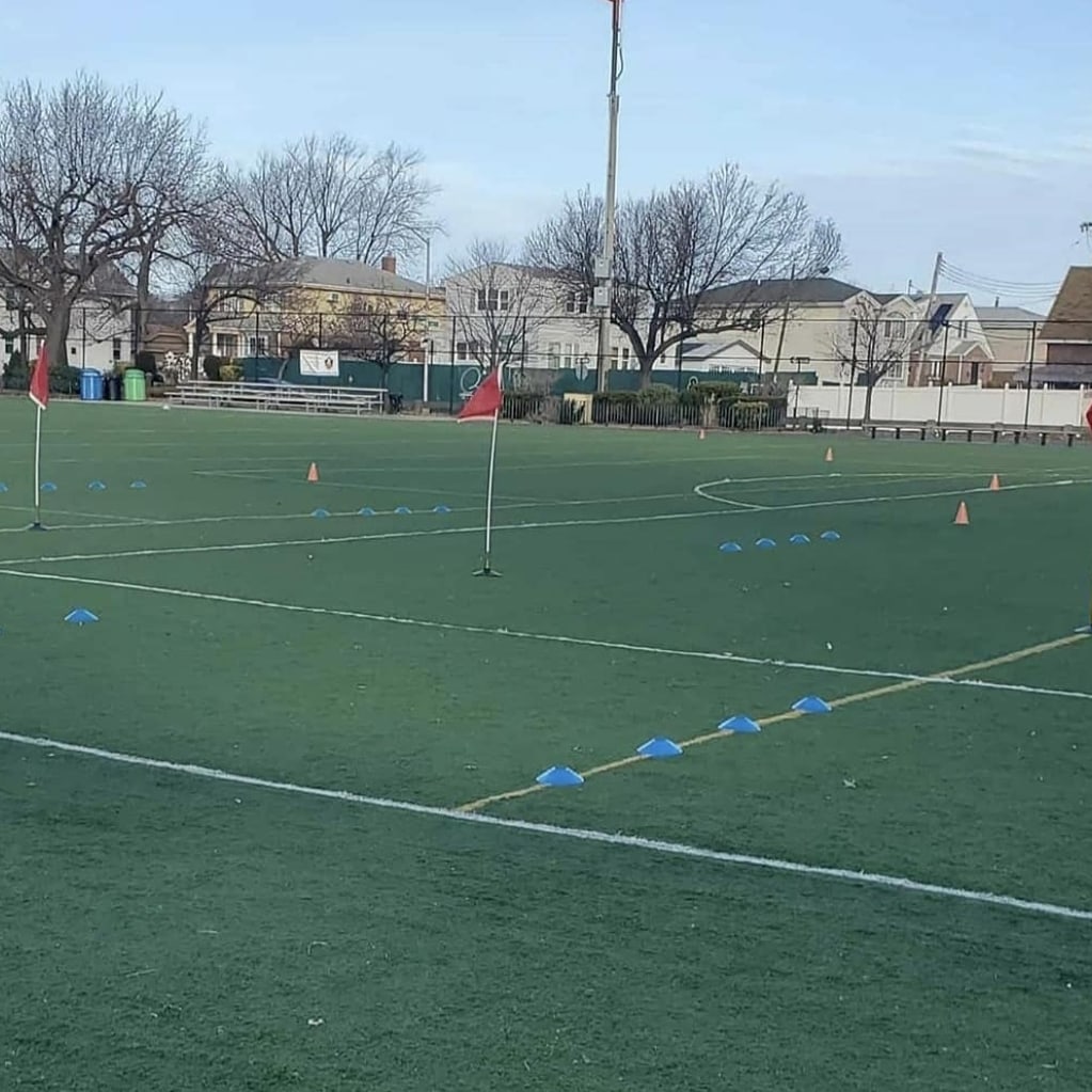 FCWoodhaven's tweet photo. Can't Make Our Daily Summer Camp?

Monday Night Summer Skills Clinic
6pm | Ages 5 to 12
https://t.co/TghmXGB1KW https://t.co/Kp8v0Vze4M